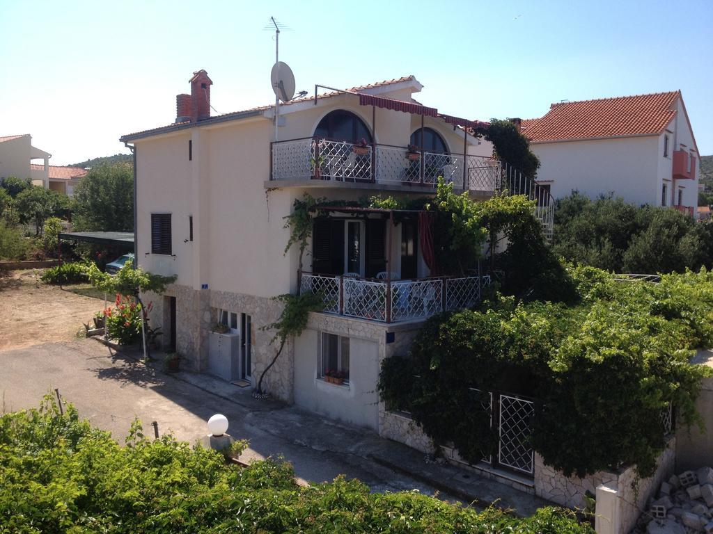 Villa Lorenta Apartments Primosten Room photo